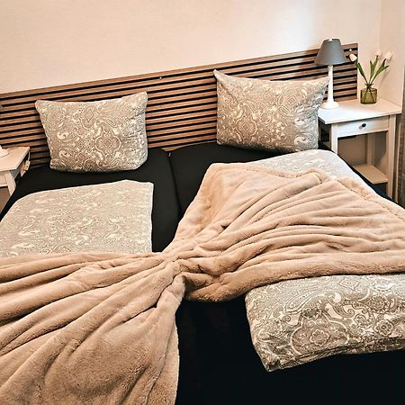 Ferienwohnung 진스하임 외부 사진