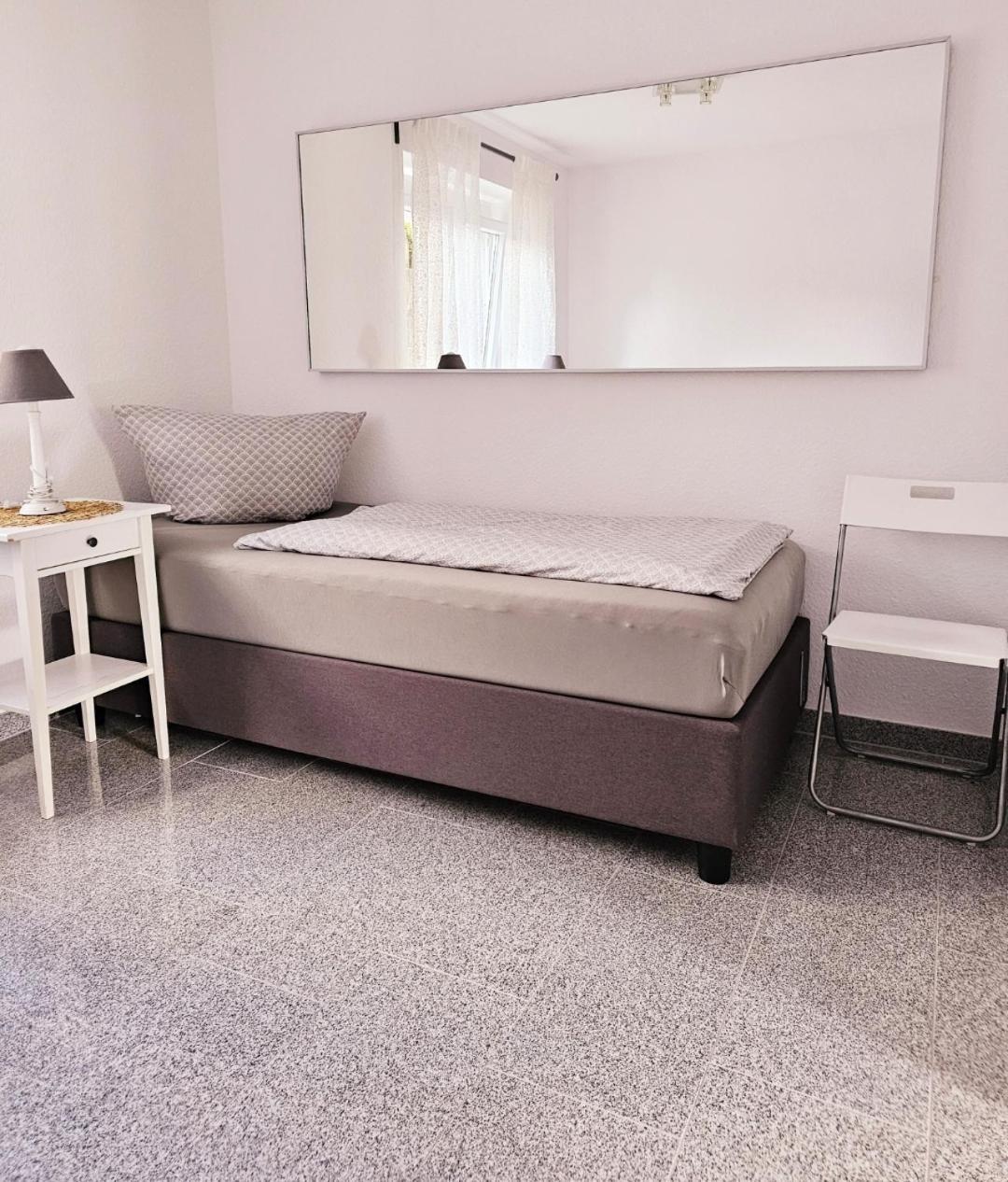 Ferienwohnung 진스하임 외부 사진
